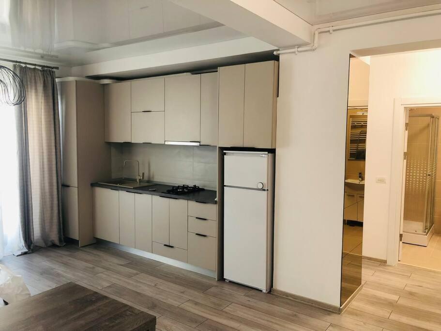 Dxn Luxury Apartment 4 Năvodari Kültér fotó